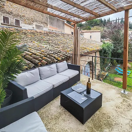 Lovely In With Swimming Pool Holiday home