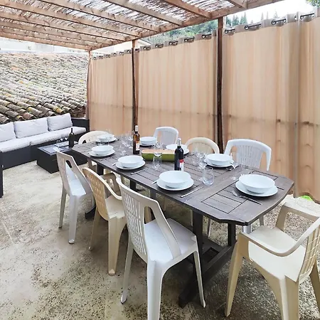 Holiday home Lovely In With Swimming Pool Gabian